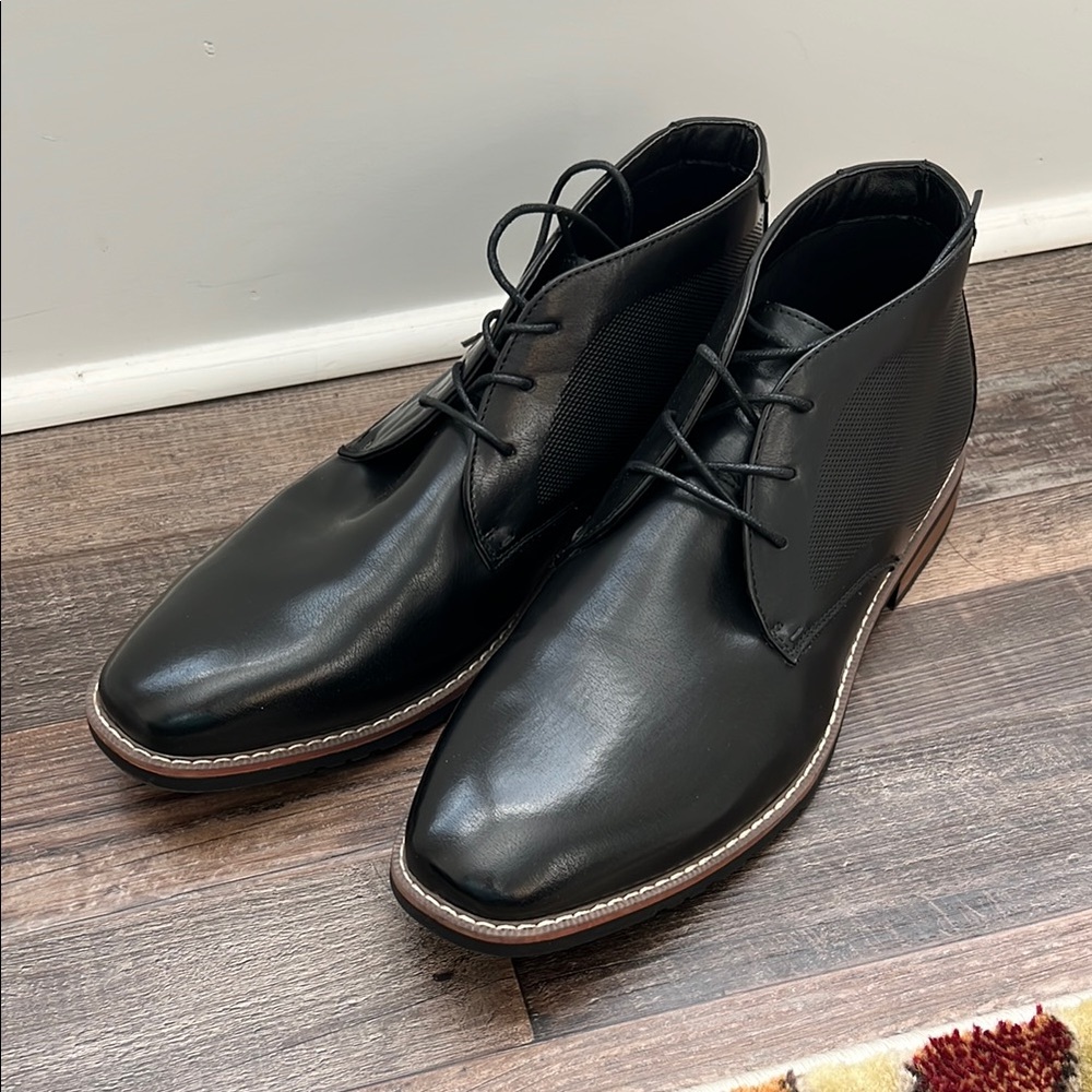 NIB Ashford Hayes Men's Black Leather Dress Shoes
